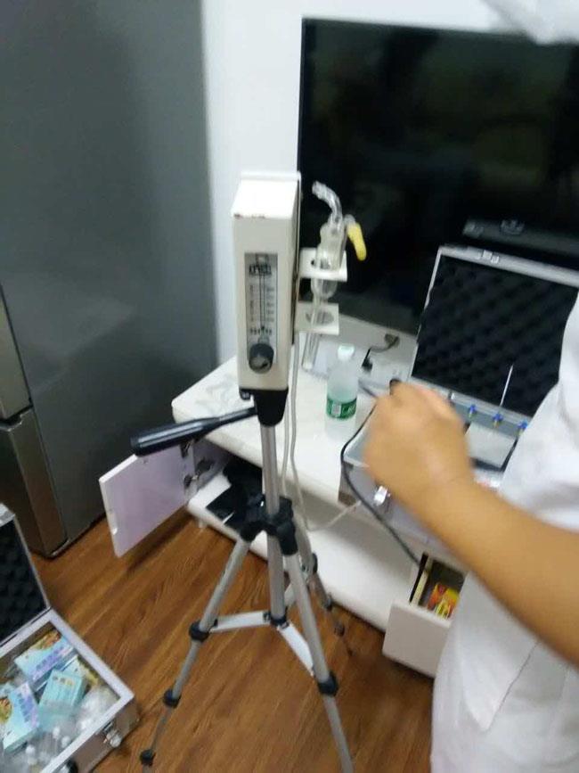 8月16日徐州婦幼保健院劉醫生檢測現場